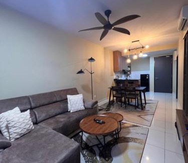 Rawang Apartment | AS Homestay Gamuda Gardens Gaia Residence 2R1B Rawang Skyline Luge