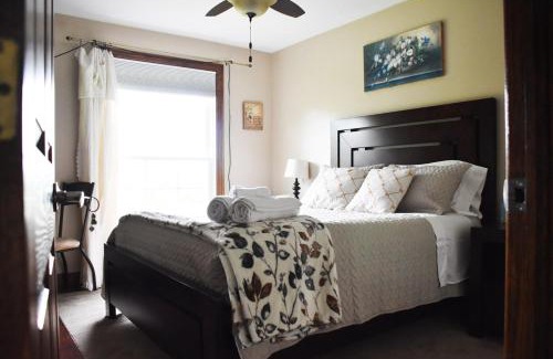 Niagara-on-the-Lake Bed & Breakfast | As You Like It Bed and Breakfast