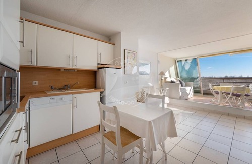 Le Grau-Du-Roi Apartment | AS9836 - P2 in residence on the beach- parking