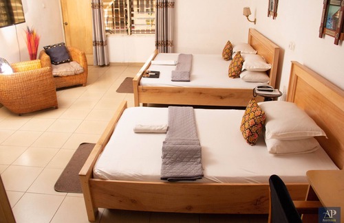 Kumasi House | Asantewaa Premier Hotel