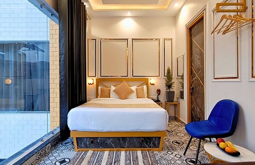Bail Parao Hotel | Asapin Vanymahal