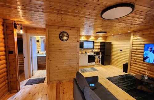 Acre Ski Chalet | Asbn Magic Garden
