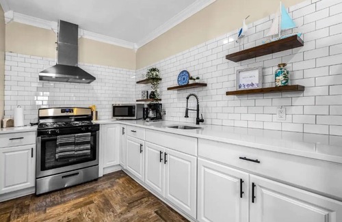Asbury Park House | Asbury's Yard