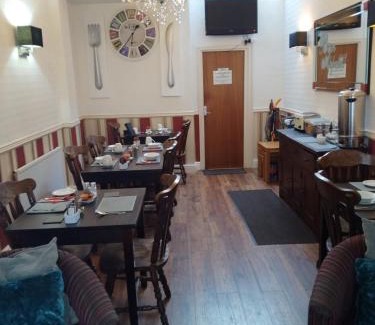 North Shore Bed & Breakfast | Ash Lea Hotel