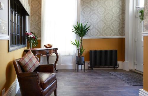 Scarborough House | Ashburton House - B&B