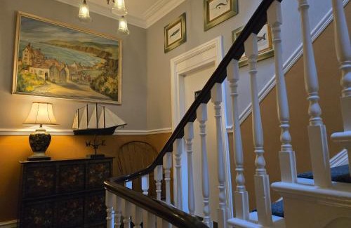 Scarborough House | Ashburton House - B&B