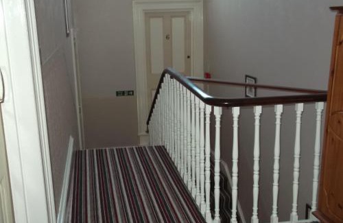 Torquay City Centre House | Ashfield Guest House