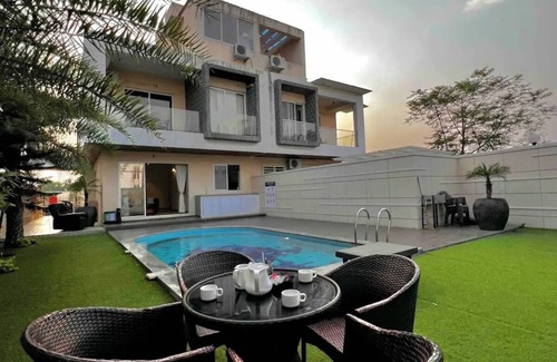 Devghar Villa | Ashford By Stellar Stays