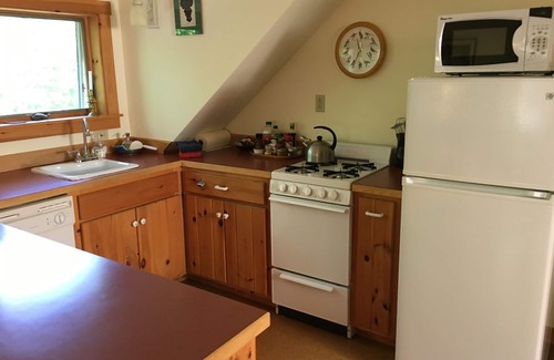 Lincolnville Apartment | Ashgrove-Farm and Gardens on the Ocean