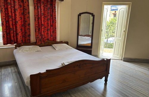 Kolkata House | ASHIRBAD GUEST HOUSE