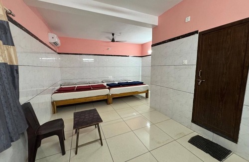 Murudeshwara Hotel | Ashirvad Residency