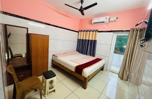 Murudeshwara Hotel | Ashirvad Residency