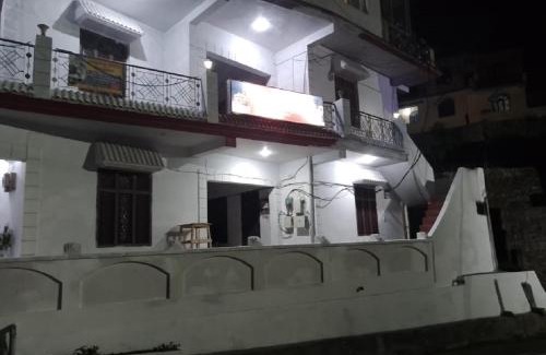 Ukhimath Bed & Breakfast | Ashish Bed & Breakfast by StayApart