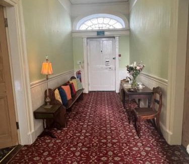 Cashel Bed & Breakfast | Ashmore House Cashel