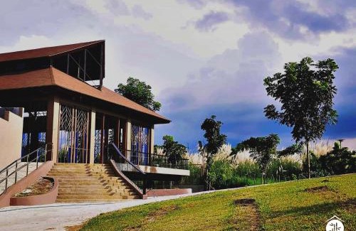Tagaytay Hotel | Asian Village Tagaytay