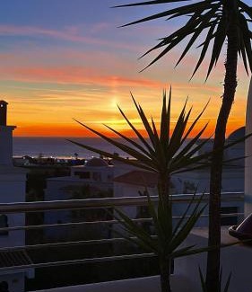 Asilah Apartment | Asilah Duplex----- Luxury living ---- Sea View ---- Access to 2 pools -----5 minutes From Thee Beach ---wifi - Ac----- Private Parking -------------------------------------Vida de Lujo ---- Vistas al mar ----- Acceso a 2 Piscinas -----a 5 minutos de playa