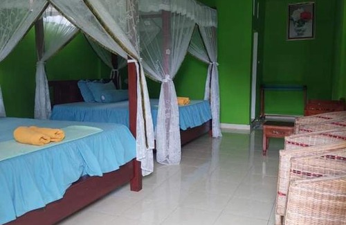 Bukit Lawang House | Asim Paris Guest House