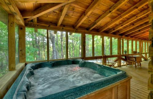 Dial House | Aska Gypsy w Hot Tub by Toccoa River Aska Trails