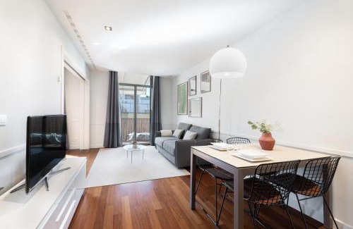 Dreta de l'Eixample Apartment | Aspasios Paseo de Gracia Apartments
