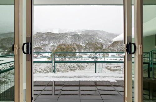 Thredbo Apartment | Aspect 2
