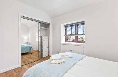 Helensburgh Apartment | Aspen Apartment