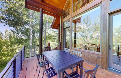 Victor House | Aspen Cabin