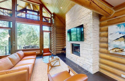 Victor House | Aspen Cabin