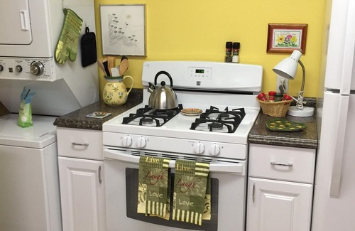 Hailey House | Aspen Grove Suite is a quiet retreat location.