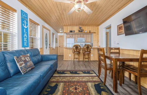 Grand Lake Cabin | Aspen Leaf Lodges is back with 4 newly renovated cabins