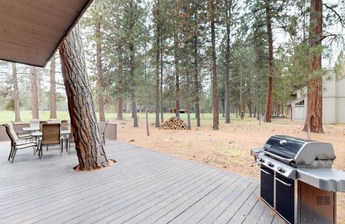 Black Butte Ranch House | Aspen Lodge