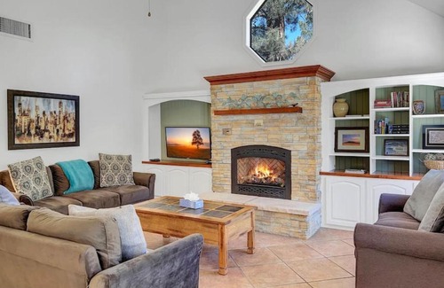 Flagstaff House | Aspen Ridge Lodge with private Hot Tub