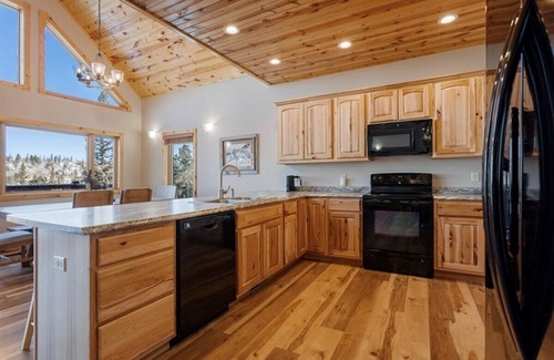Lead House | Aspen Ridge Lookout Terry Peak