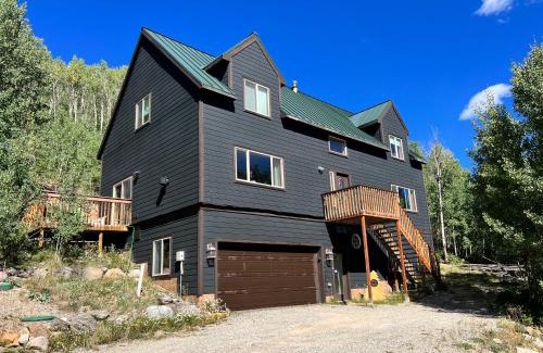 Alma House | Aspen Ridge-Mountain Adventure House