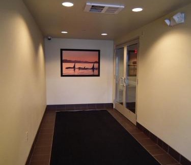Mendenhall Valley Hotel | Aspen Suites Hotel Juneau