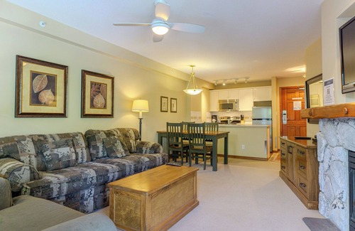 Upper Village Condo | Aspens #438 Prime Ski-in Ski-out Location! Top Floor Unit, Pool, Hot tubs, BBQ