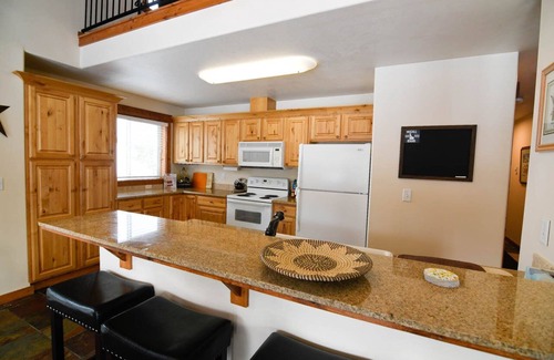 McCall Condo | Aspens Getaway Short walk to McCall Club & BeachnRecently renovated with A/C .
