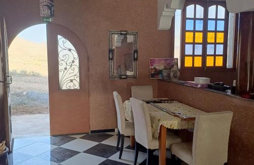 Tioughza Hotel | Assif Iboudrarn