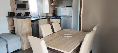 Onzain Other | Assist' Mobil Home 348 - mobil home 3 chambres tout confort