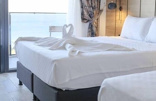 Ayvacik Hotel | Assos Derin Mavi
