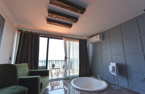 Ayvacik Hotel | Assos Kervansaray Hotel - Special Class