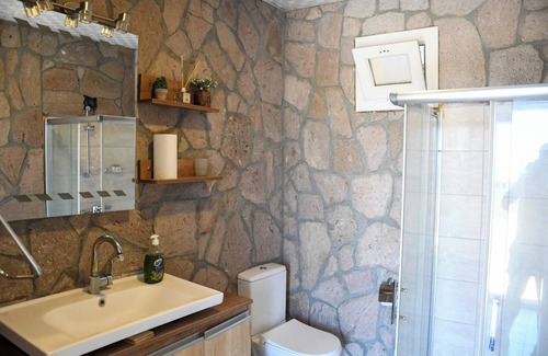 Ayvacik Hotel | Assostik Otel