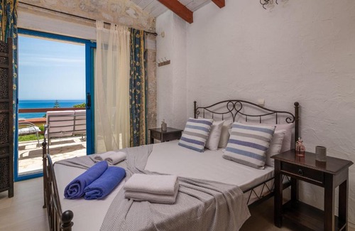 Neromilos Villa | Astarte Villas - Beach Villa Nout