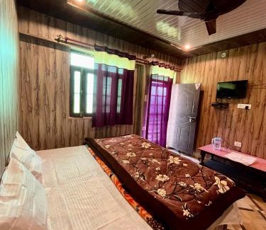 Chamoli Hotel | ASTHA GUEST HOUSE