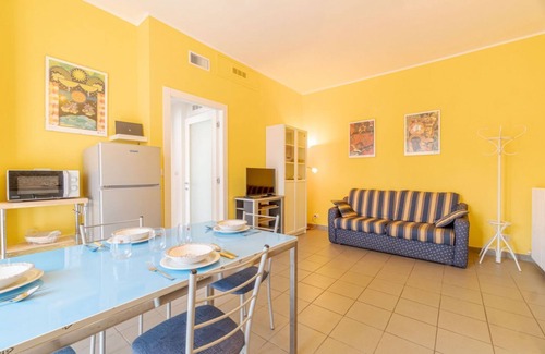 Asti Apartment | Asti Comentina Railway Functional Flat x3 Share Save
