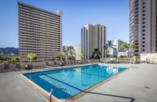 Waikiki Apartment | Aston at the Waikiki Banyan