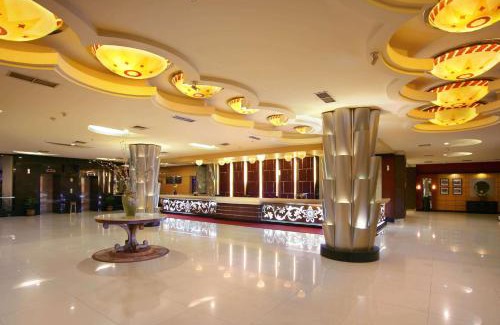 Pontianak Hotel | Aston Pontianak Hotel and Convention Center