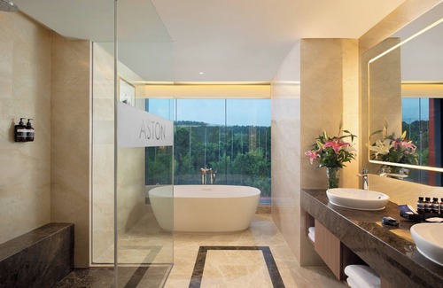 Sentul City Hotel | Aston Sentul Lake Resort & Conference Center