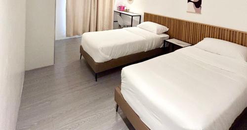 Clark Freeport Hotel | Aston Stay and Villas
