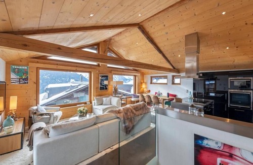 Verbier Ski Chalet | Astonishing Views of the Valley-250SQM Luxury Perched in the heart of Verbier