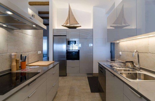 Ferragudo Villa | Astounding Portugal Villa | Villa Praia Grande Beach | 3 Bedrooms | Direct.